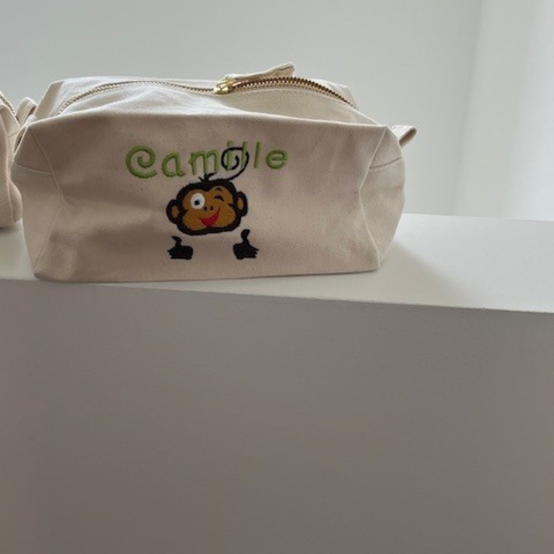 ✏️ Gepersonaliseerde pennenzak met naam en / of figuur