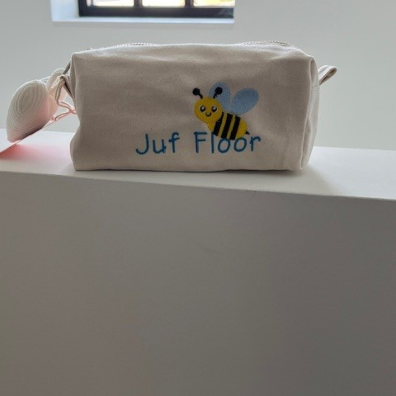 ✏️ Gepersonaliseerde pennenzak met naam en / of figuur